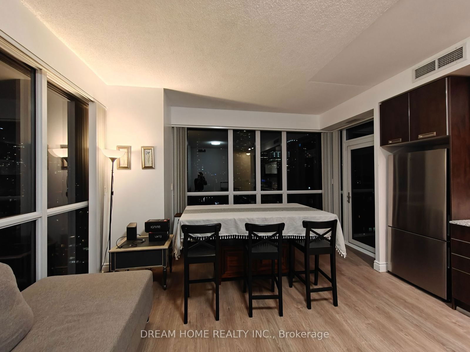 28 Ted Rogers Way, unit 2504 for rent - image #15