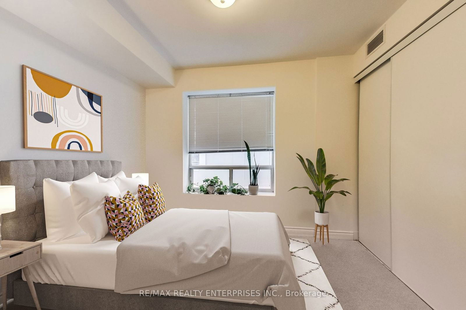 77 Mcmurrich St, unit 310 for sale - image #12