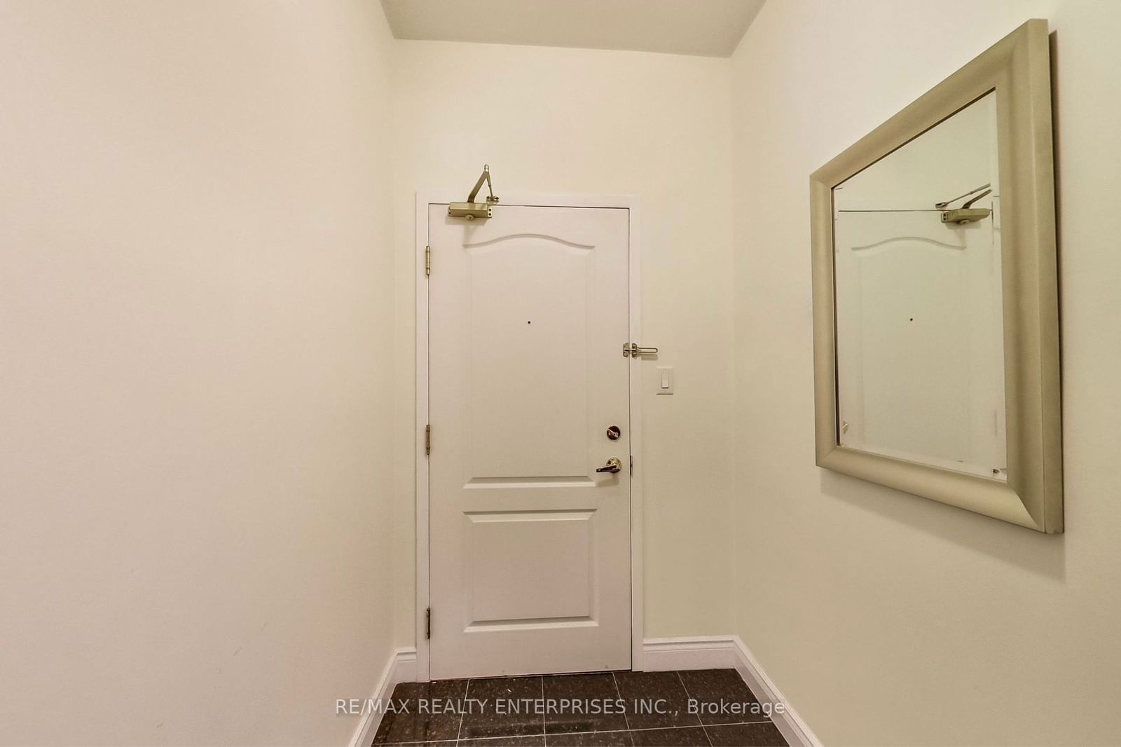 77 Mcmurrich St, unit 310 for sale - image #3