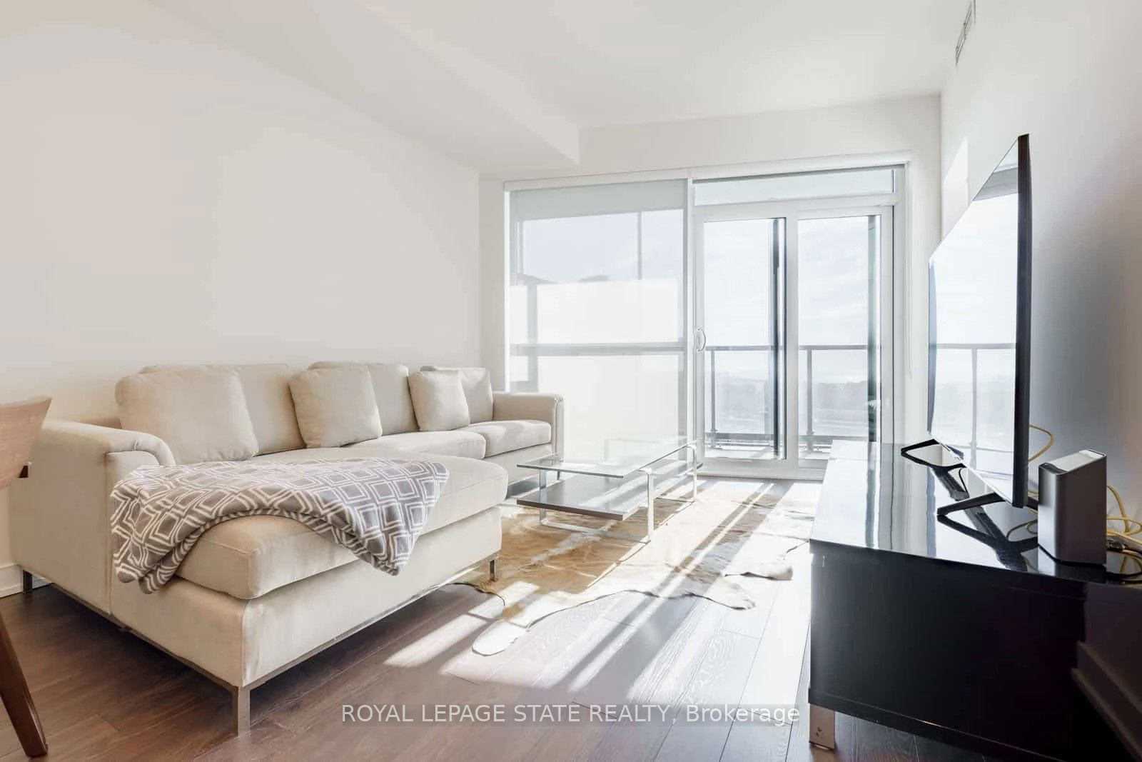 30 Ordnance St, unit 1112 for sale