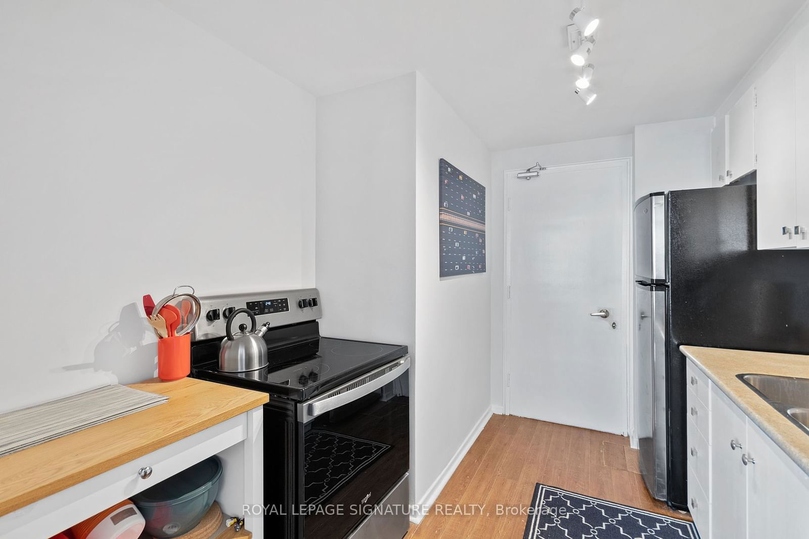 581 Avenue Rd, unit 1104 for sale - image #14