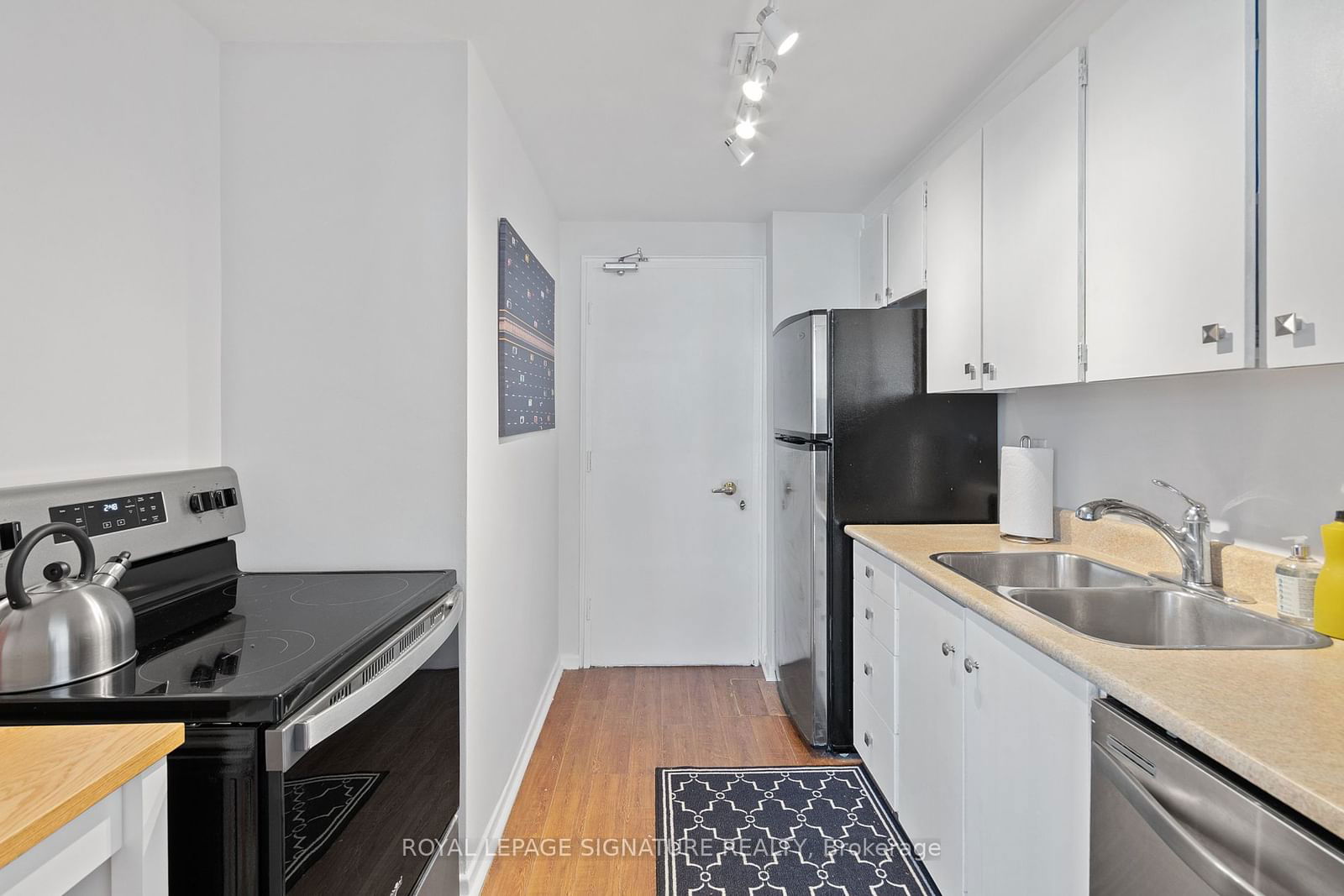 581 Avenue Rd, unit 1104 for sale - image #15