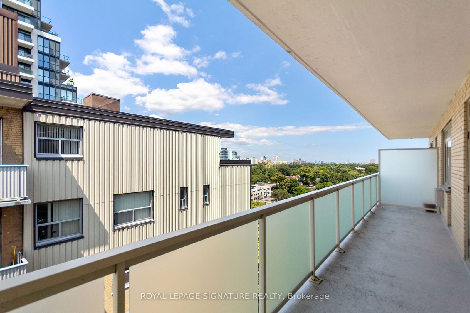 581 Avenue Rd, unit 1104 for sale - image #26