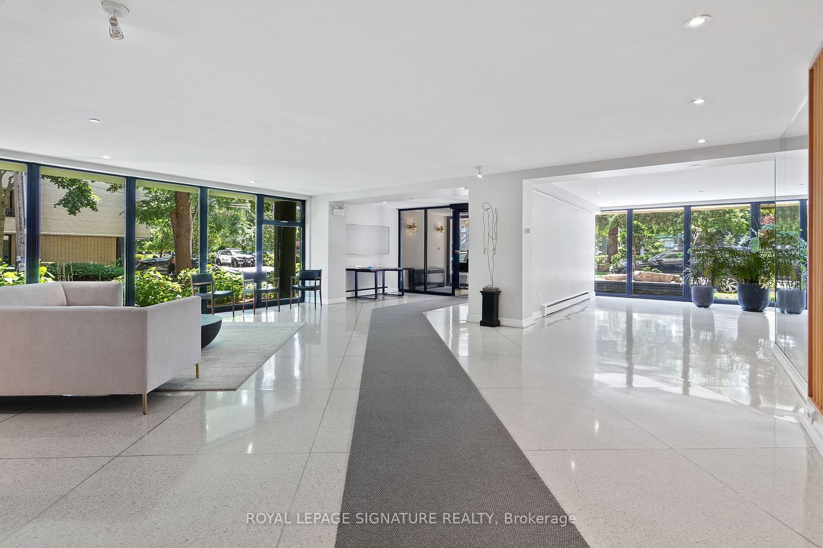 581 Avenue Rd, unit 1104 for sale - image #28