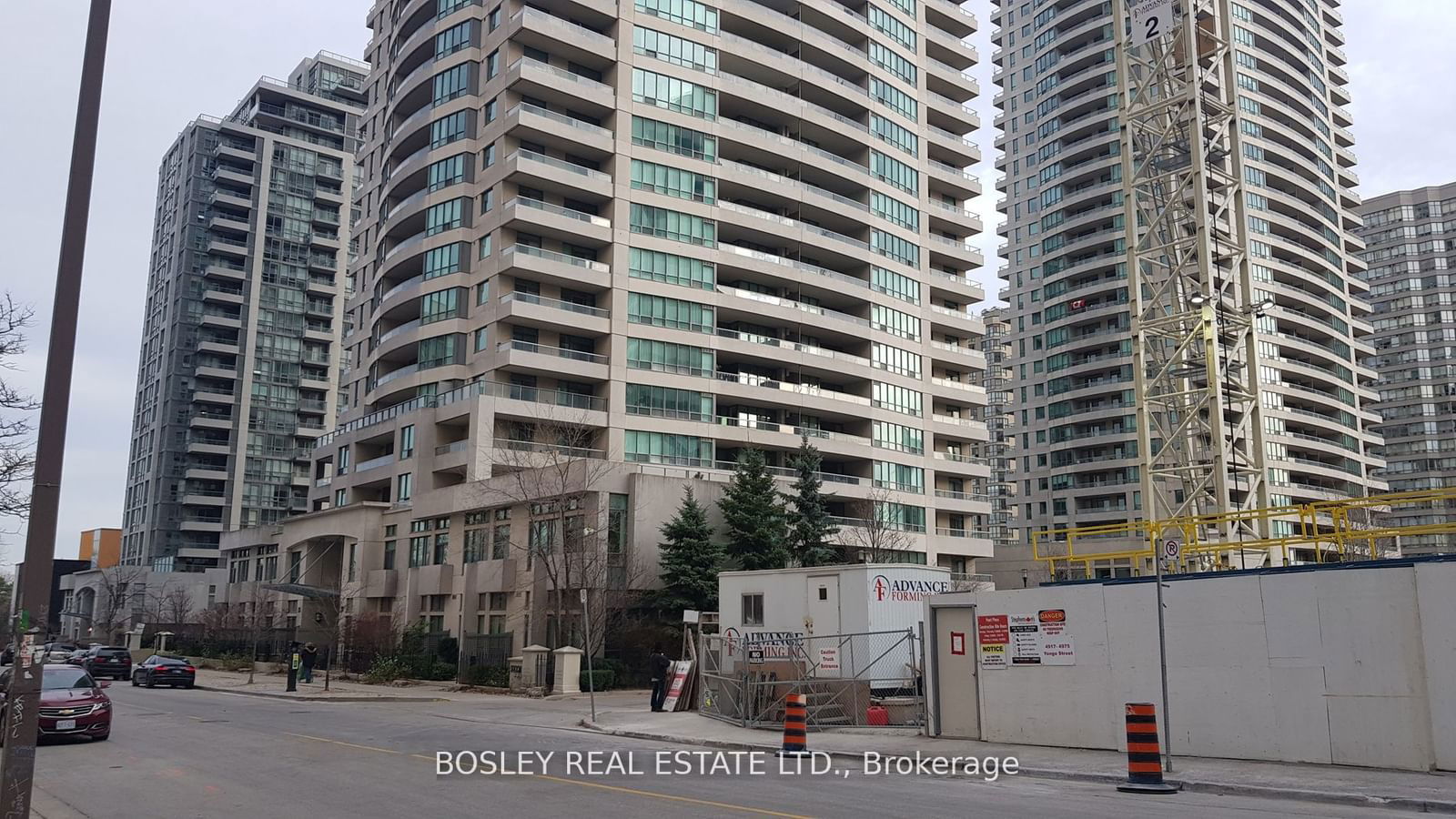 23 Hollywood Ave, unit 2101 for rent - image #22