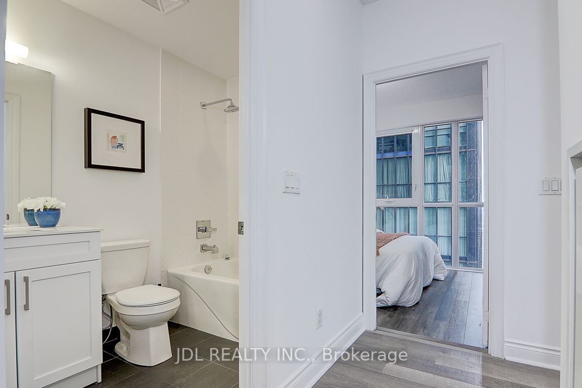 28 Ted Rogers Way, unit 3504 for sale - image #27