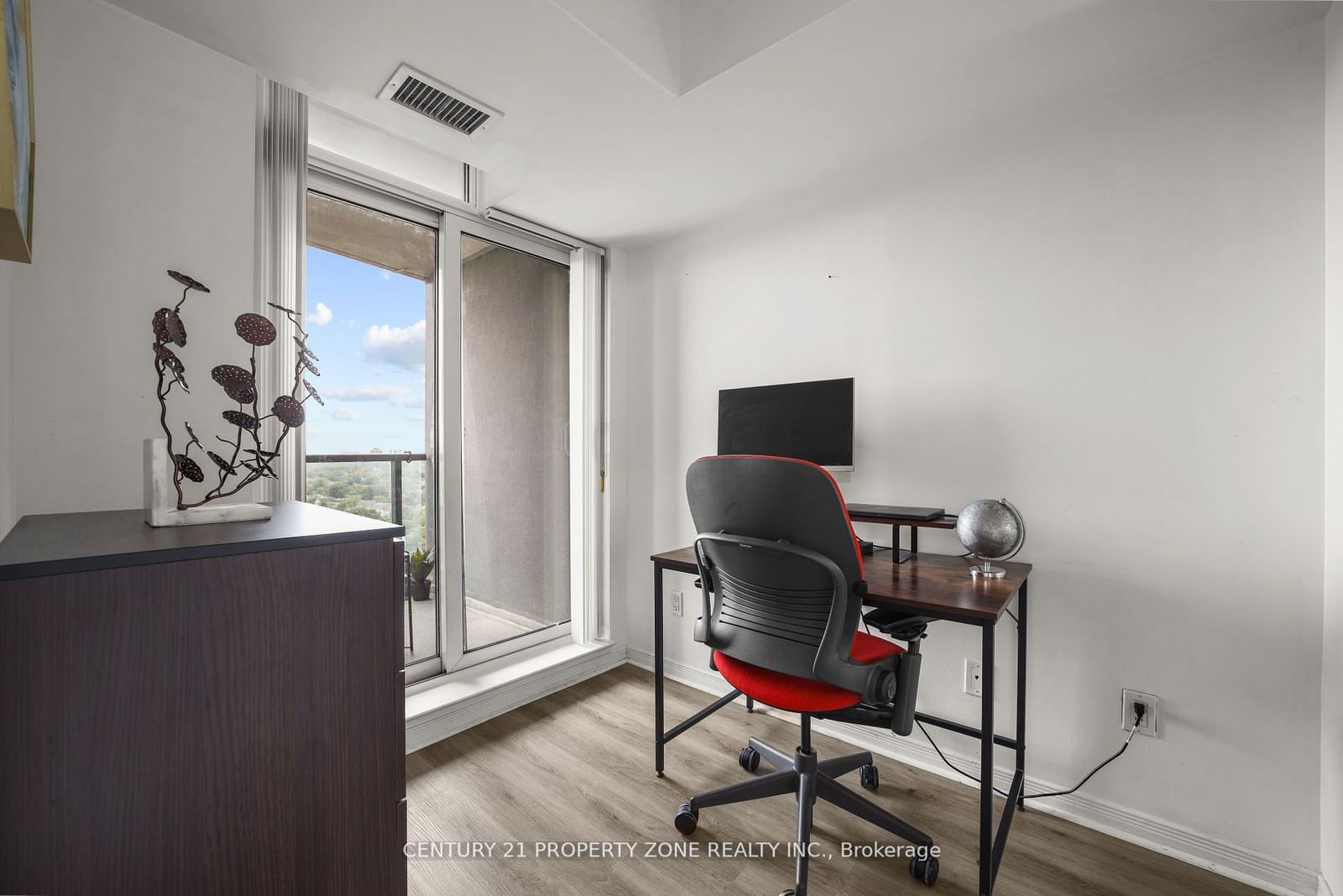 30 Harrison Garden Blvd, unit 2206 for sale - image #16