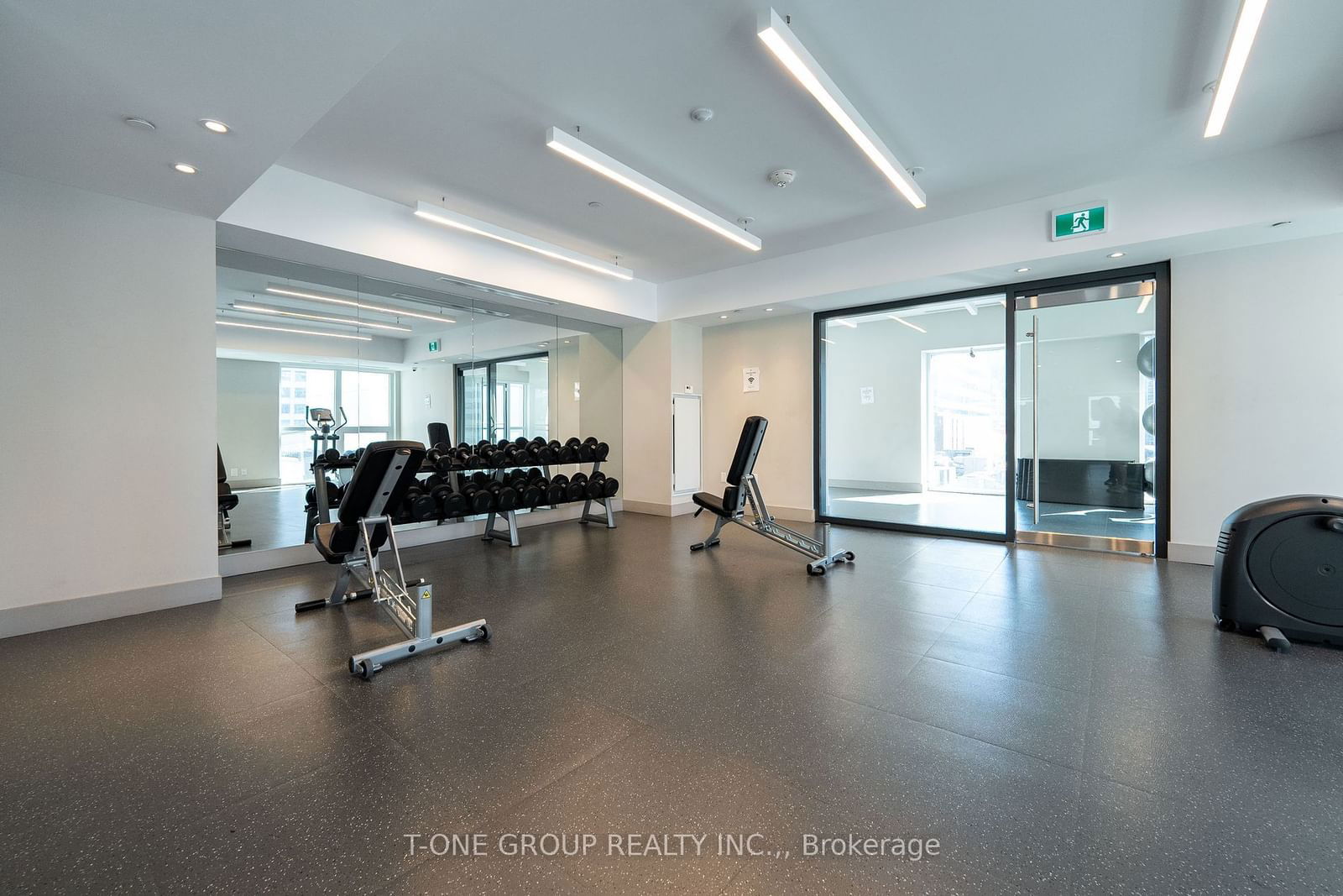 99 John St, unit 4002 for sale - image #19