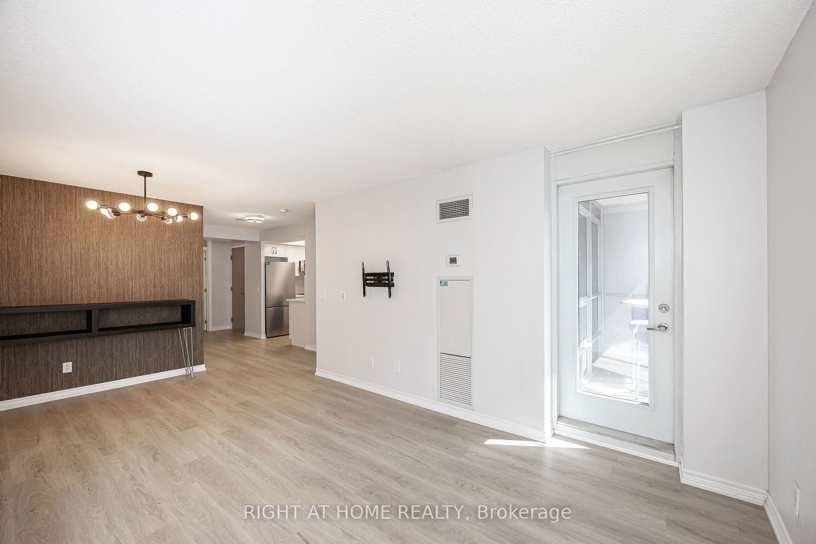 763 Bay St, unit 1006 for sale - image #10