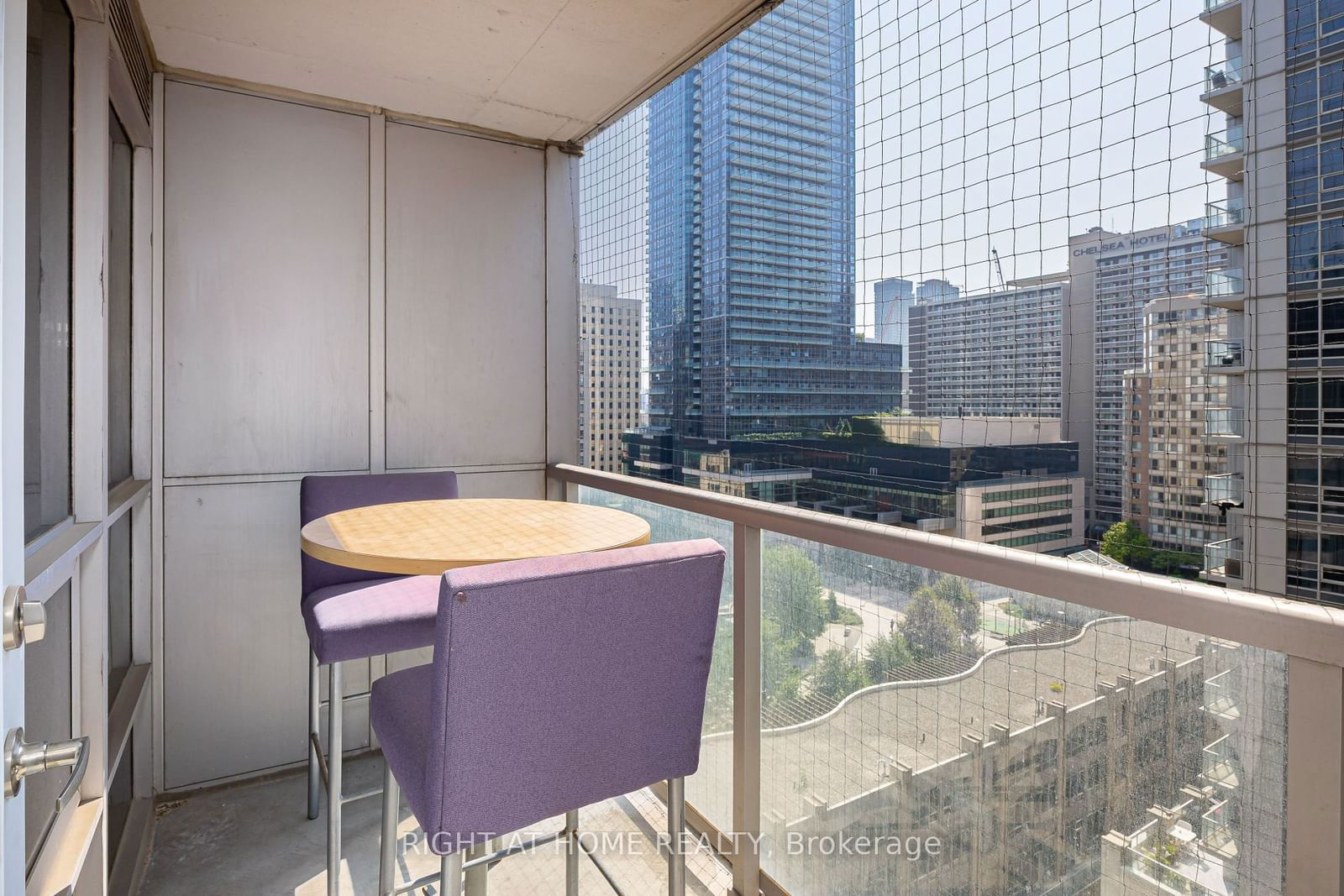 763 Bay St, unit 1006 for sale - image #11