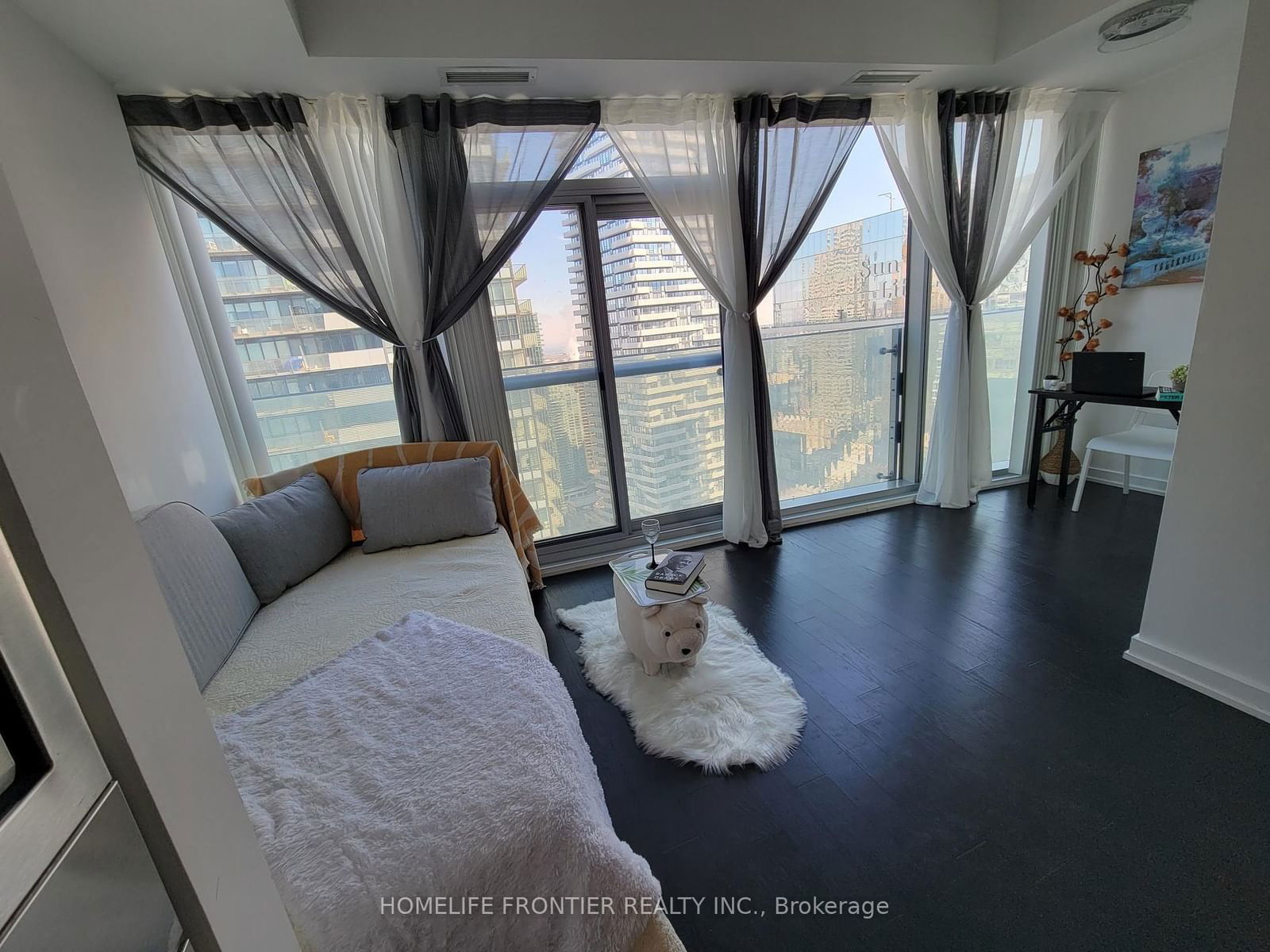 14 York St, unit 4401 for sale - image #8