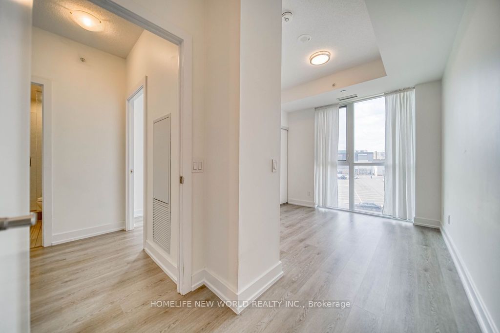 128 Fairview Mall Dr, unit 319 for sale - image #14