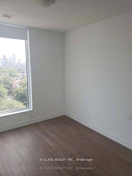 203 College St, unit 801 for rent - image #8