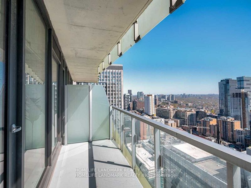 197 Yonge St, unit 3103 for rent