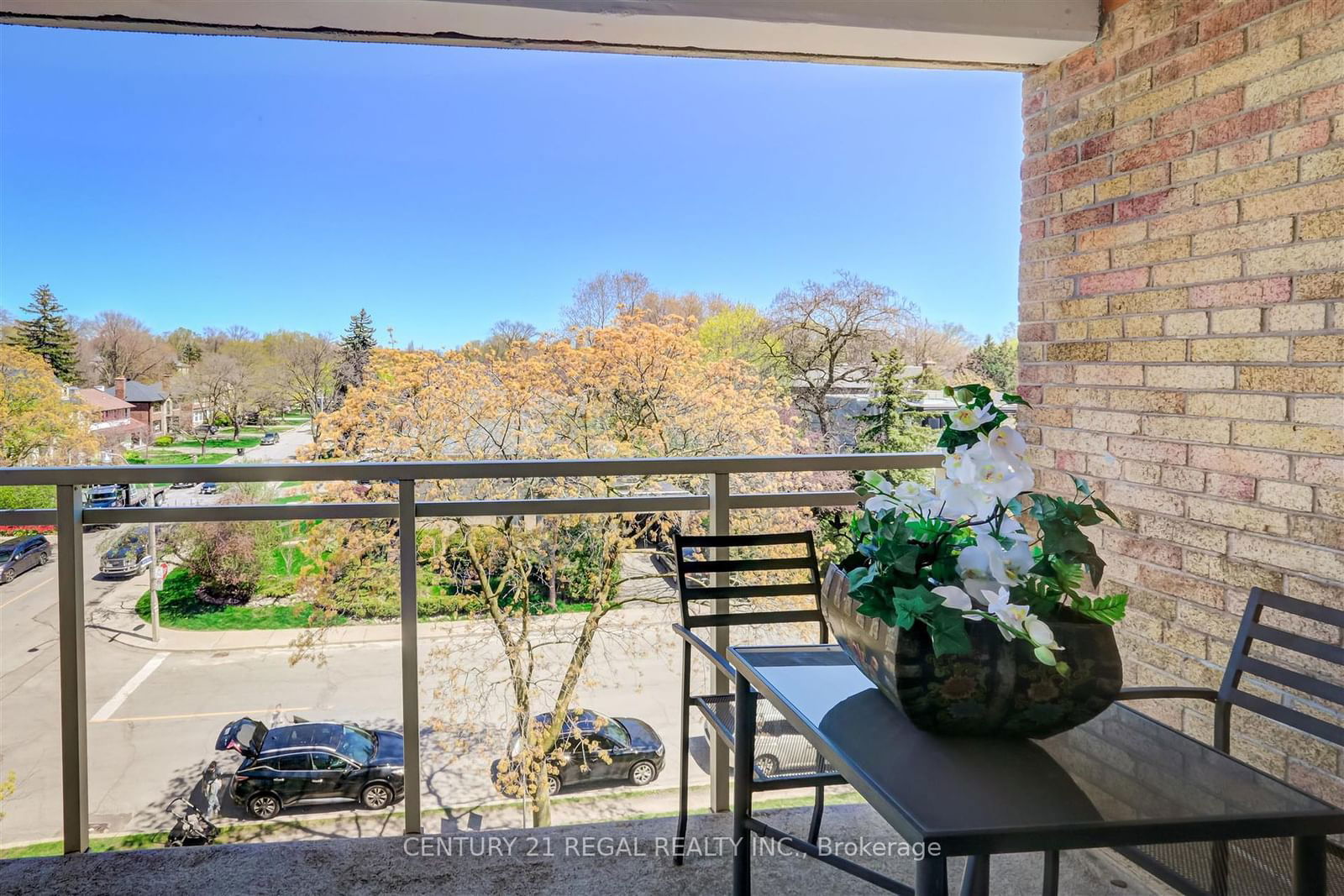 The Courtyards of Upper Forest Hill, Midtown, Toronto