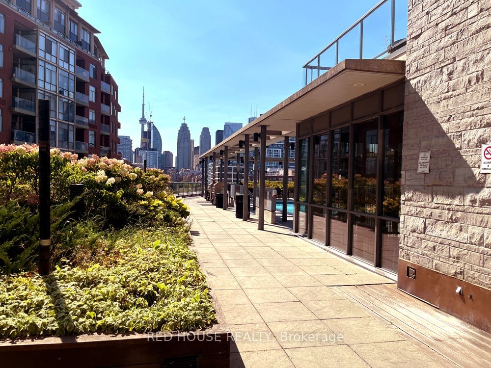 33 Mill St, unit 3204 for rent - image #19