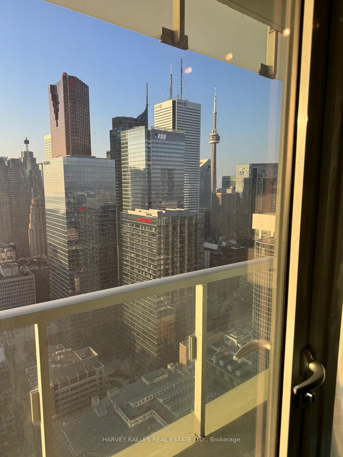 197 Yonge St, unit 4908 for sale