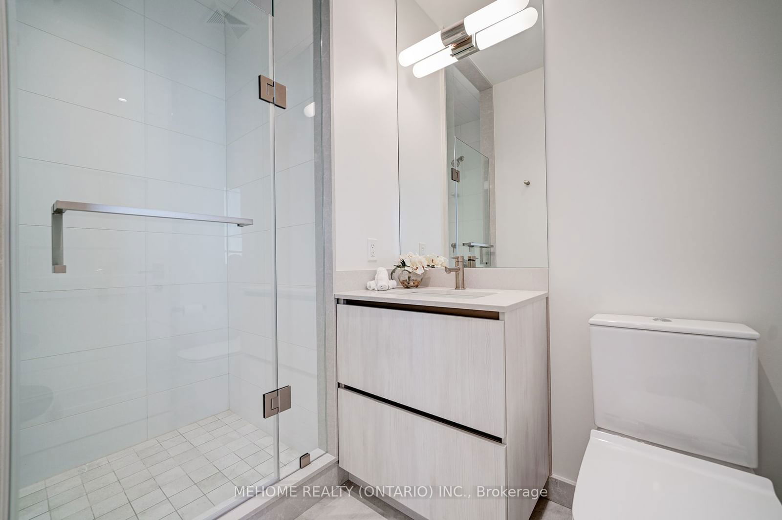 1 Yorkville Ave, unit Ph06 for sale