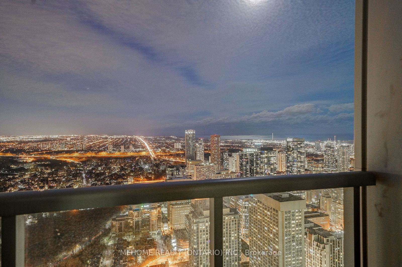 1 Yorkville Ave, unit Ph06 for sale