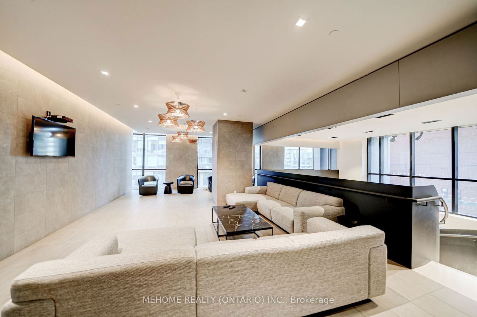 1 Yorkville Ave, unit Ph06 for sale - image #35