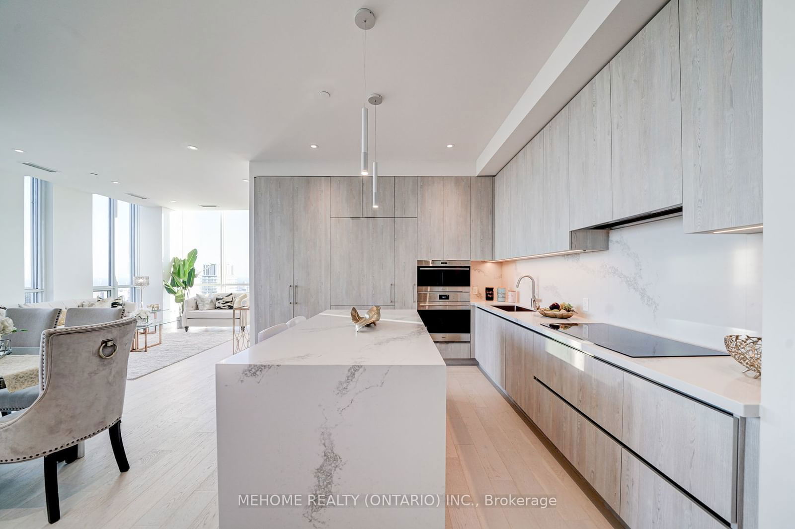 1 Yorkville Ave, unit Ph06 for sale - image #4