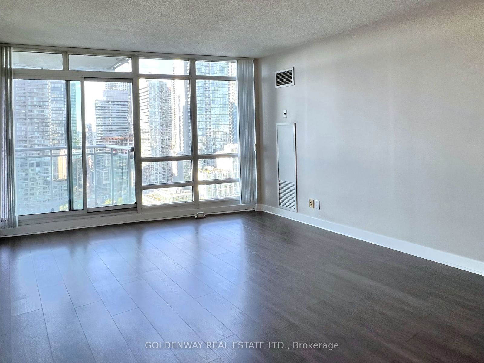 397 Front St W, unit 2908 for rent - image #6