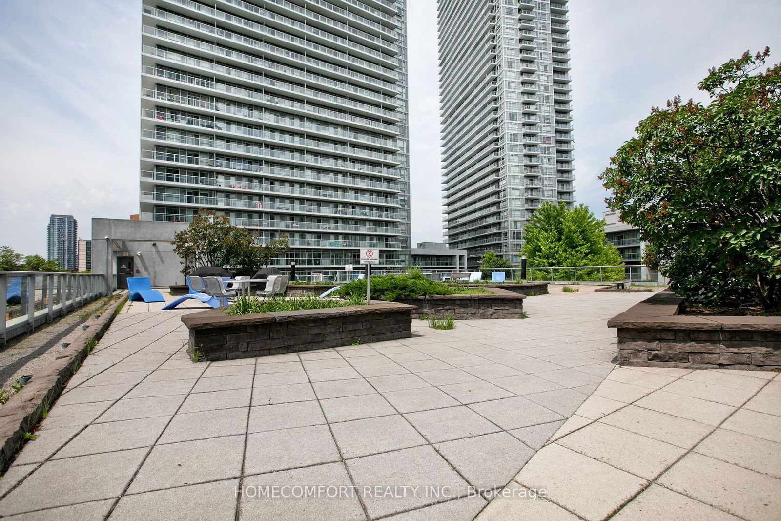 275 Yorkland Rd, unit 316 for sale