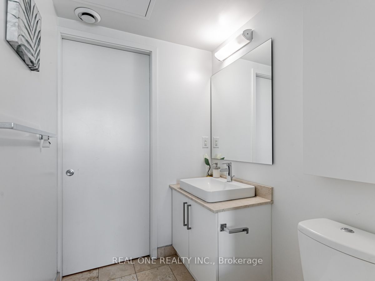 12 York St, unit 4710 for rent