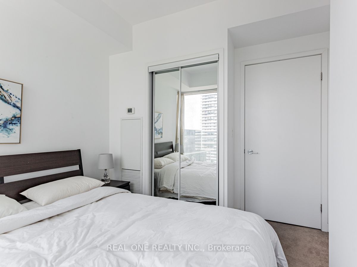 12 York St, unit 4710 for rent - image #19