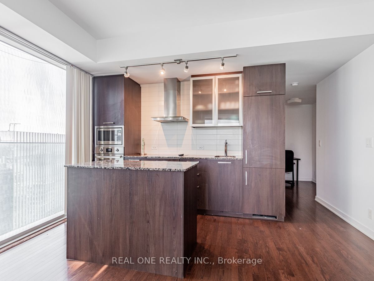 12 York St, unit 4710 for rent