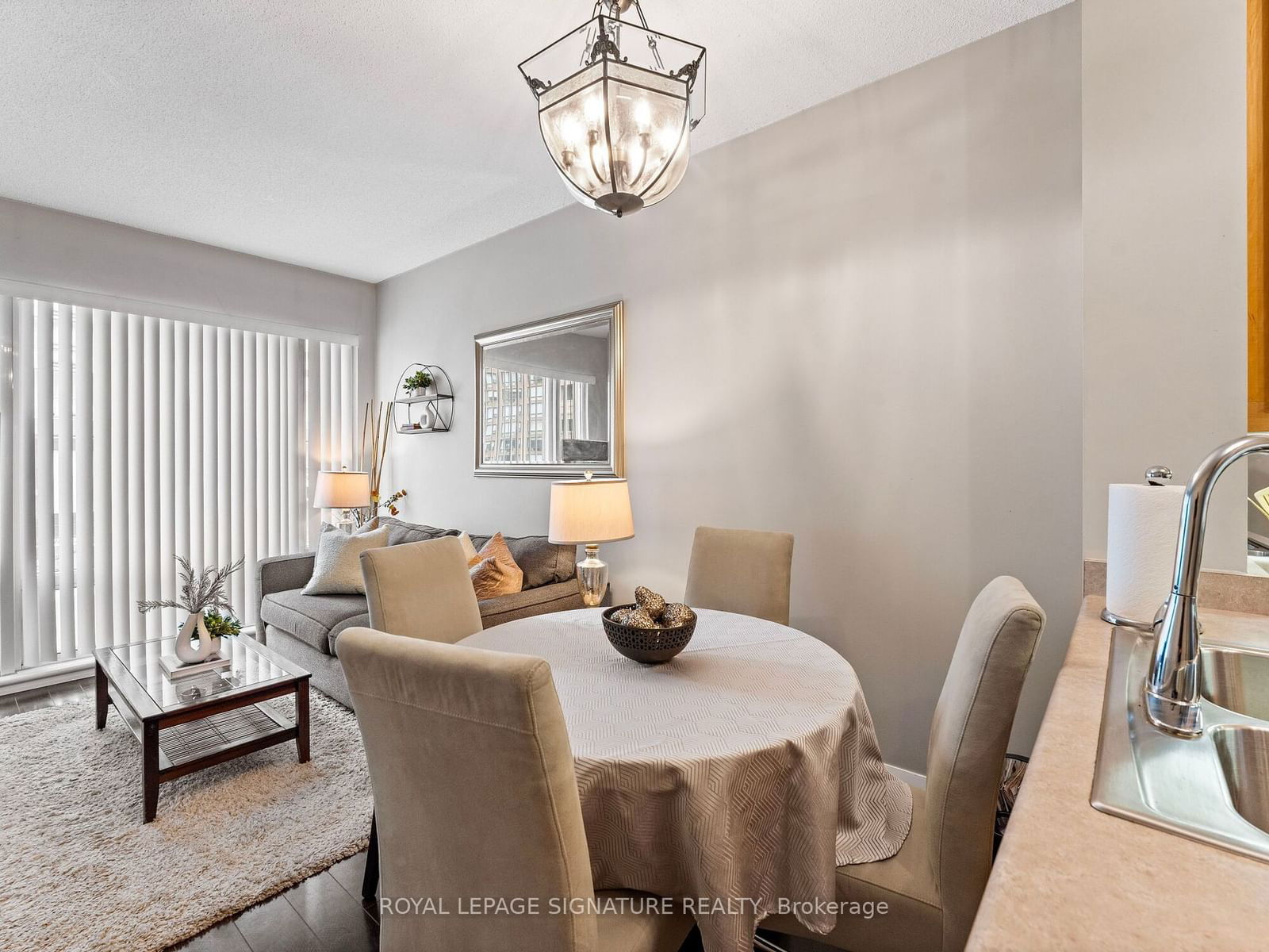 1121 Bay St, unit 306 for sale - image #15