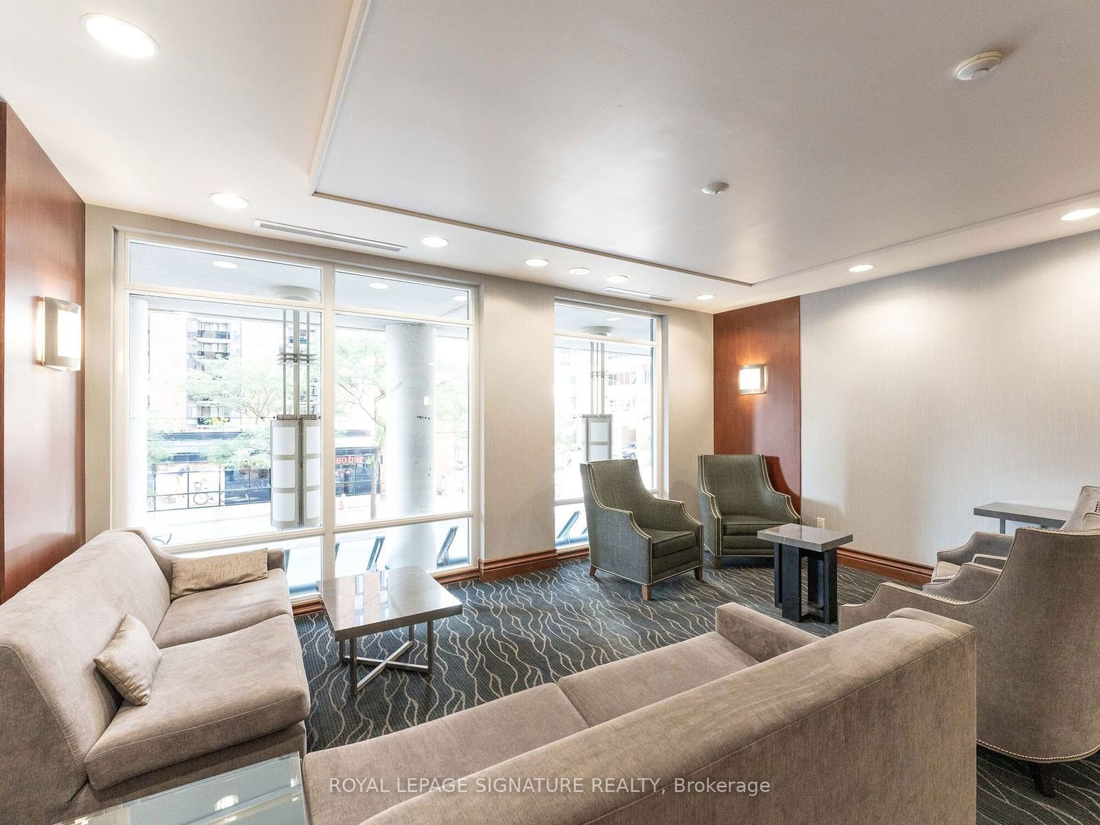 1121 Bay St, unit 306 for sale - image #33