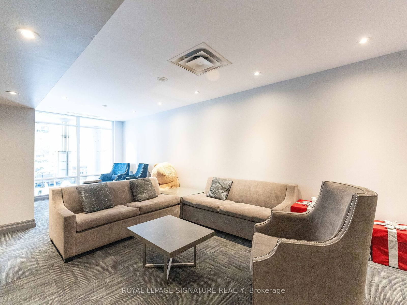 1121 Bay St, unit 306 for sale - image #39