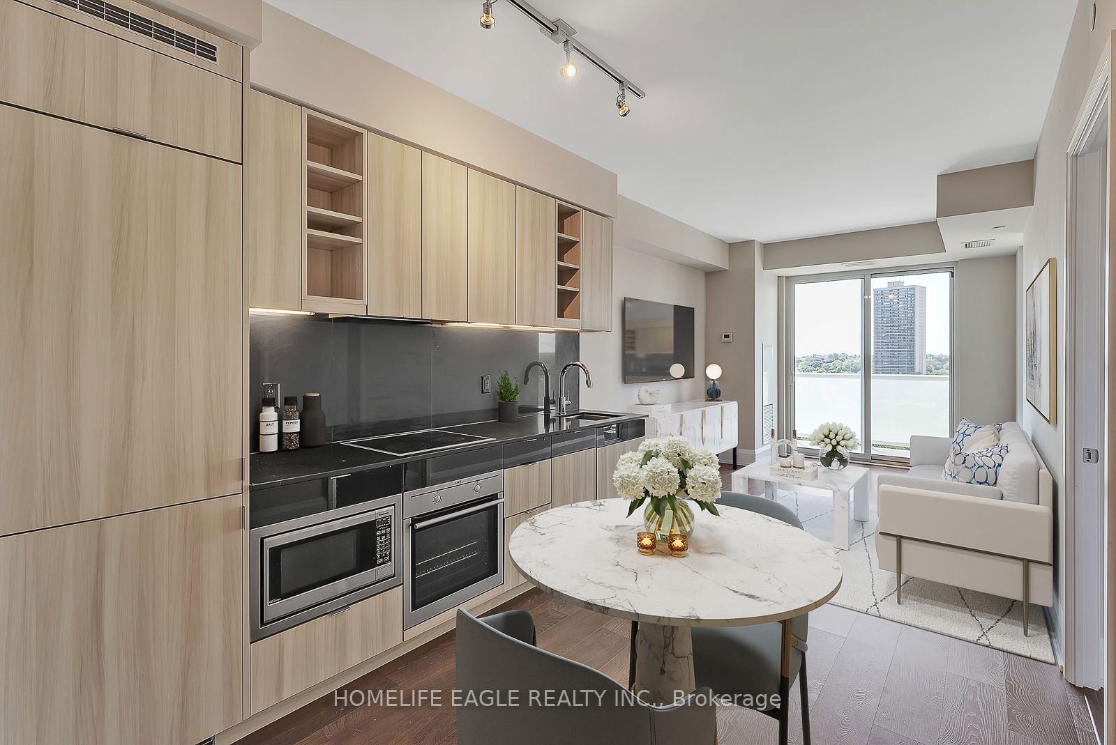 101 Erskine Ave, unit 1414 for sale - image #4