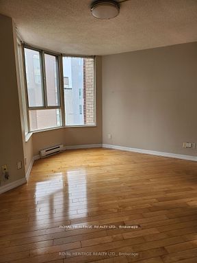 55 Centre Ave, unit 2307 for sale - image #3