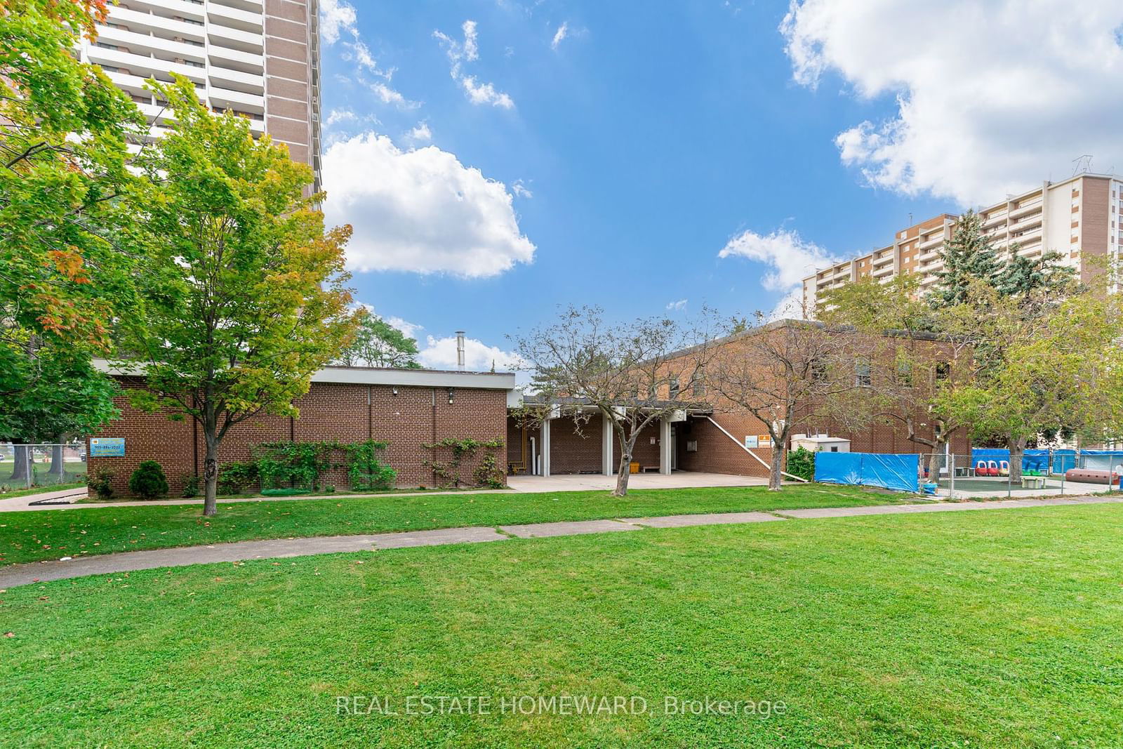 10 Tangreen Crt, unit 1701 for sale - image #34