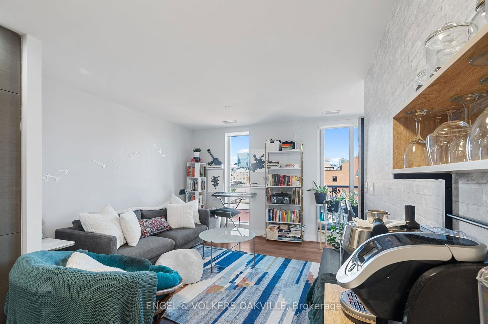 55 Front St E, unit 815 for sale