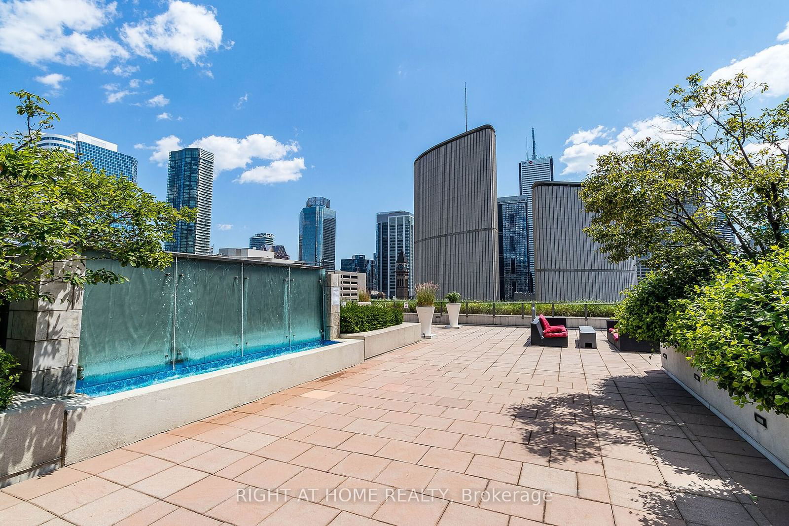 One City Hall Place, Downtown, Toronto