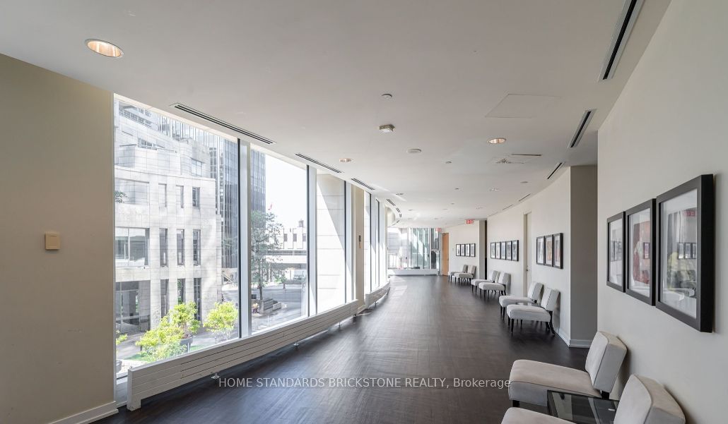 2191 Yonge St, unit 909 for rent - image #5