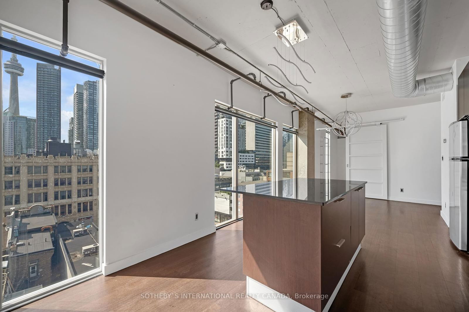 169 John St, unit 801 for sale - image #17