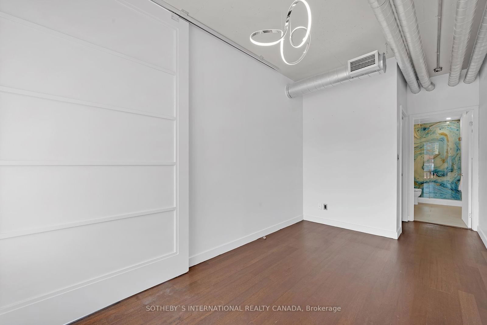 169 John St, unit 801 for sale - image #28