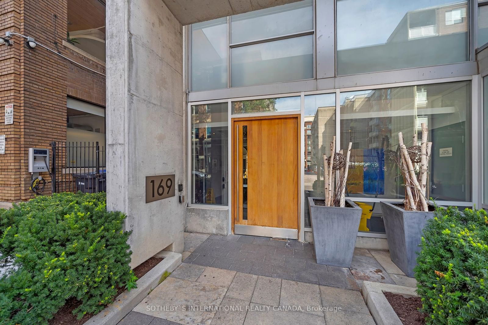 169 John St, unit 801 for sale - image #3