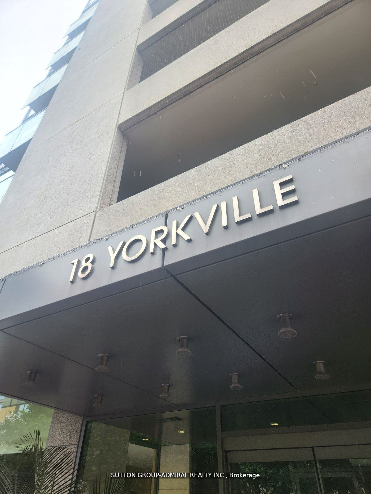 18 Yorkville Ave, unit 709 for rent - image #5