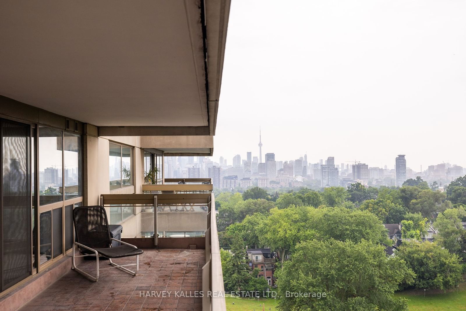 63 St Clair Ave W, unit 1402 for sale - image #27