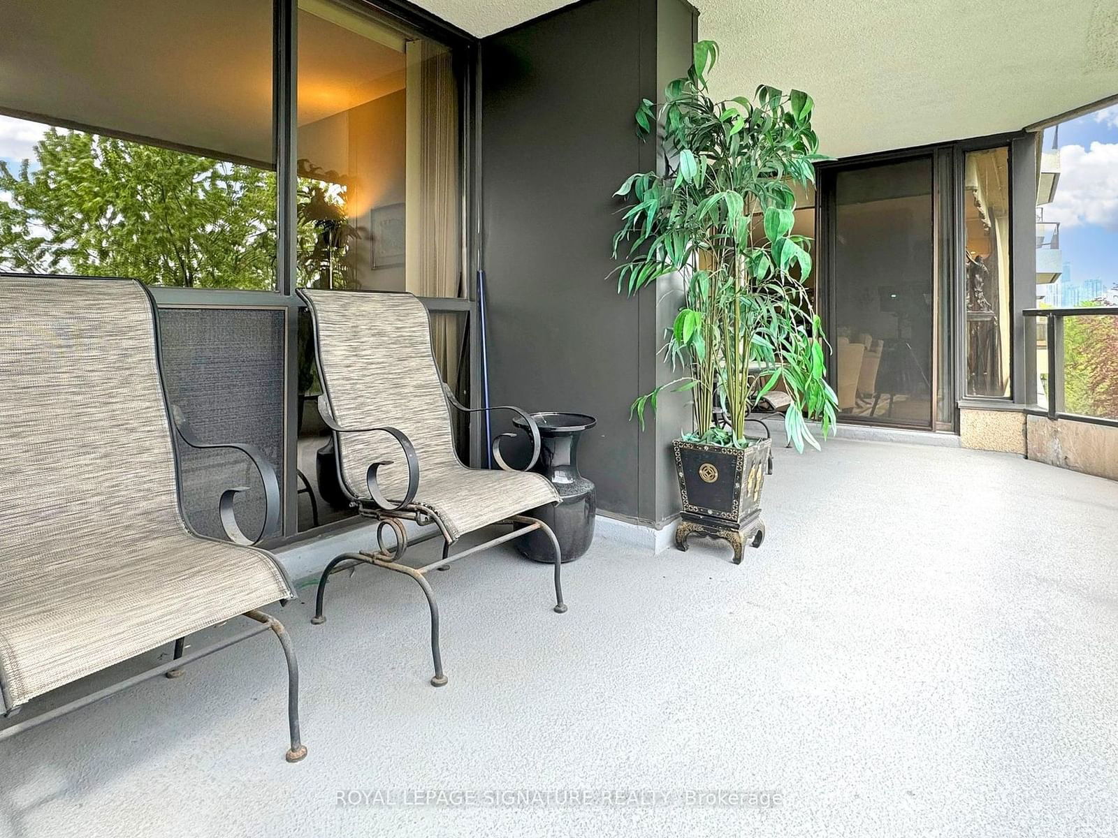 3900 Yonge St, unit 704 for sale