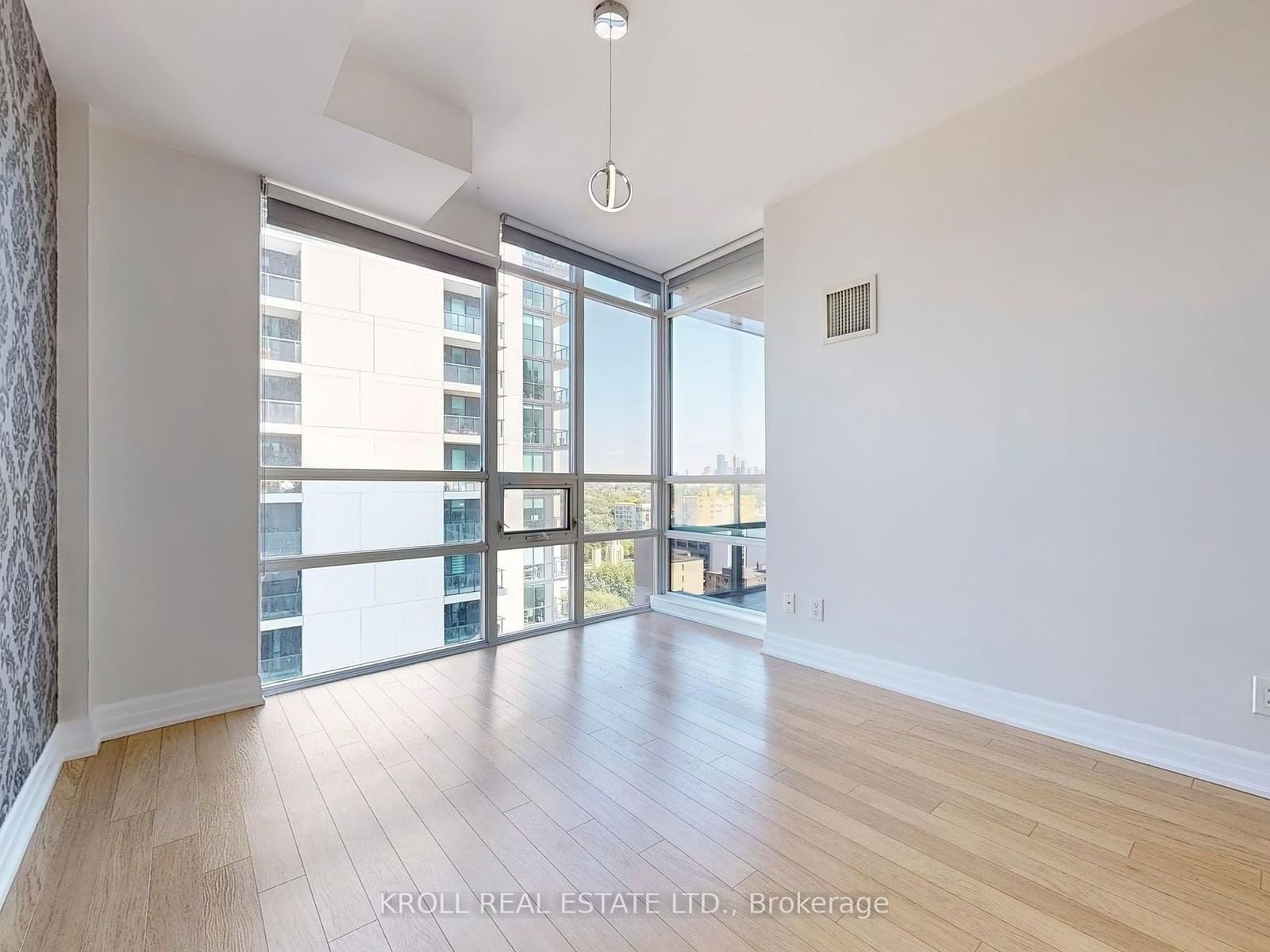 500 St Clair Ave W, unit 1304 for rent - image #10