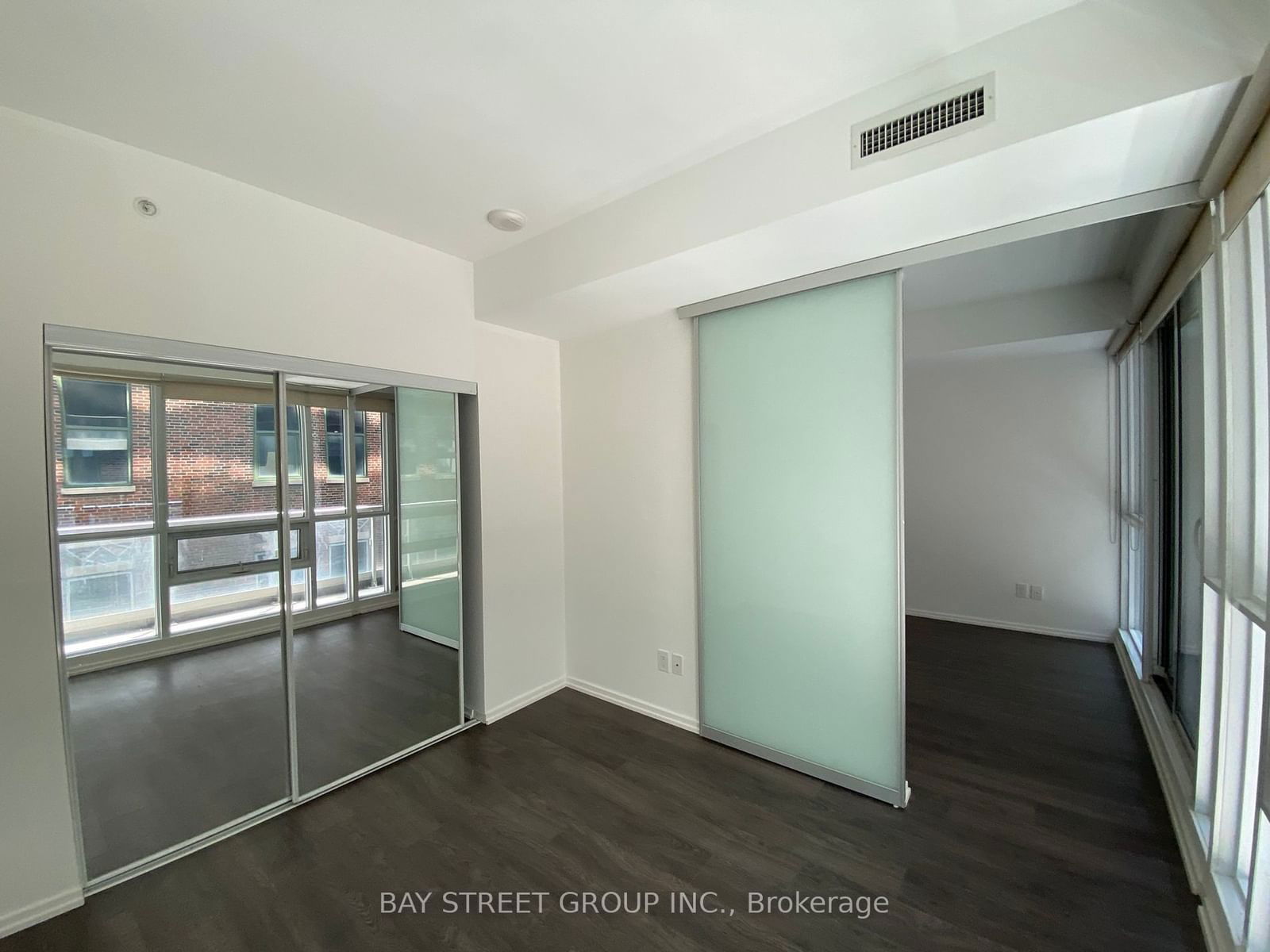 70 Temperance St, unit 1909 for rent - image #7