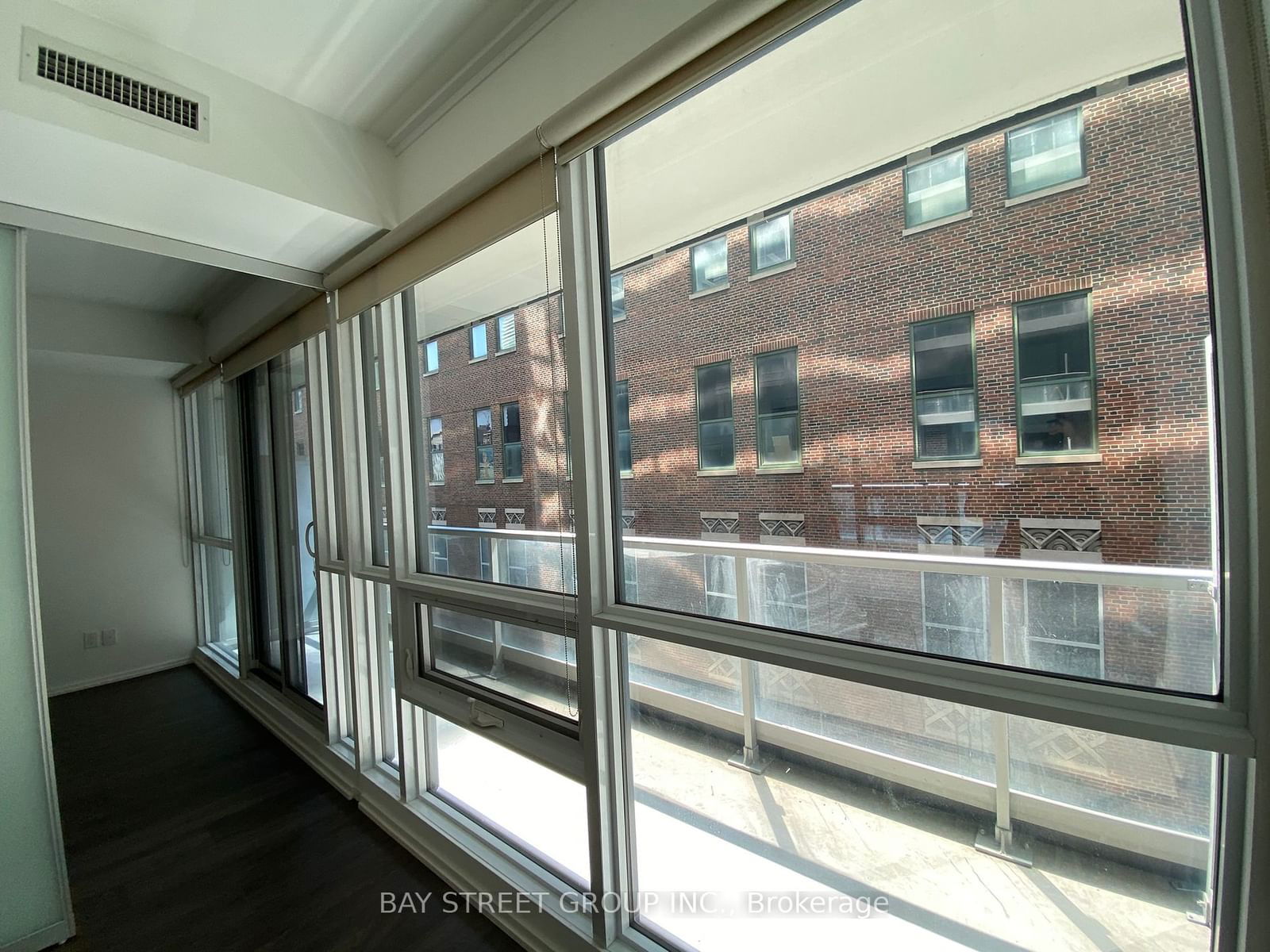 70 Temperance St, unit 1909 for rent - image #8