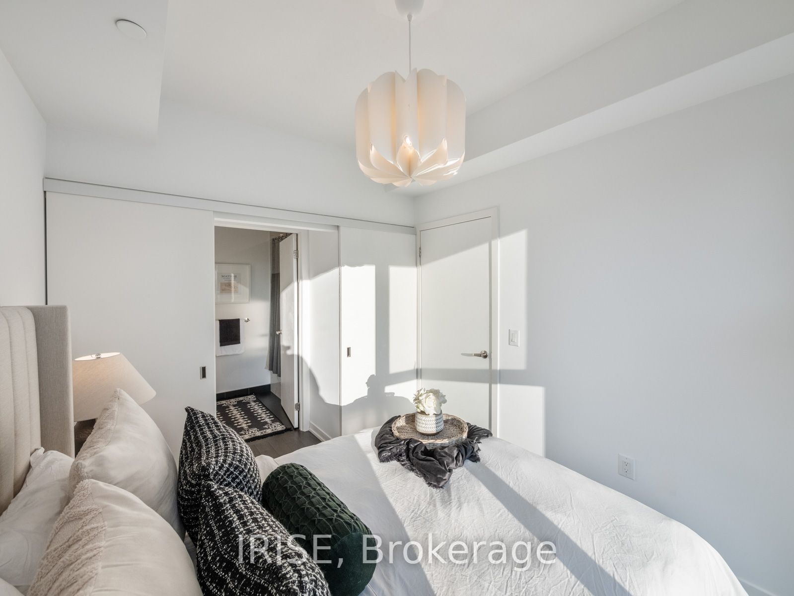 20 Richardson St, unit 2207 for sale - image #24