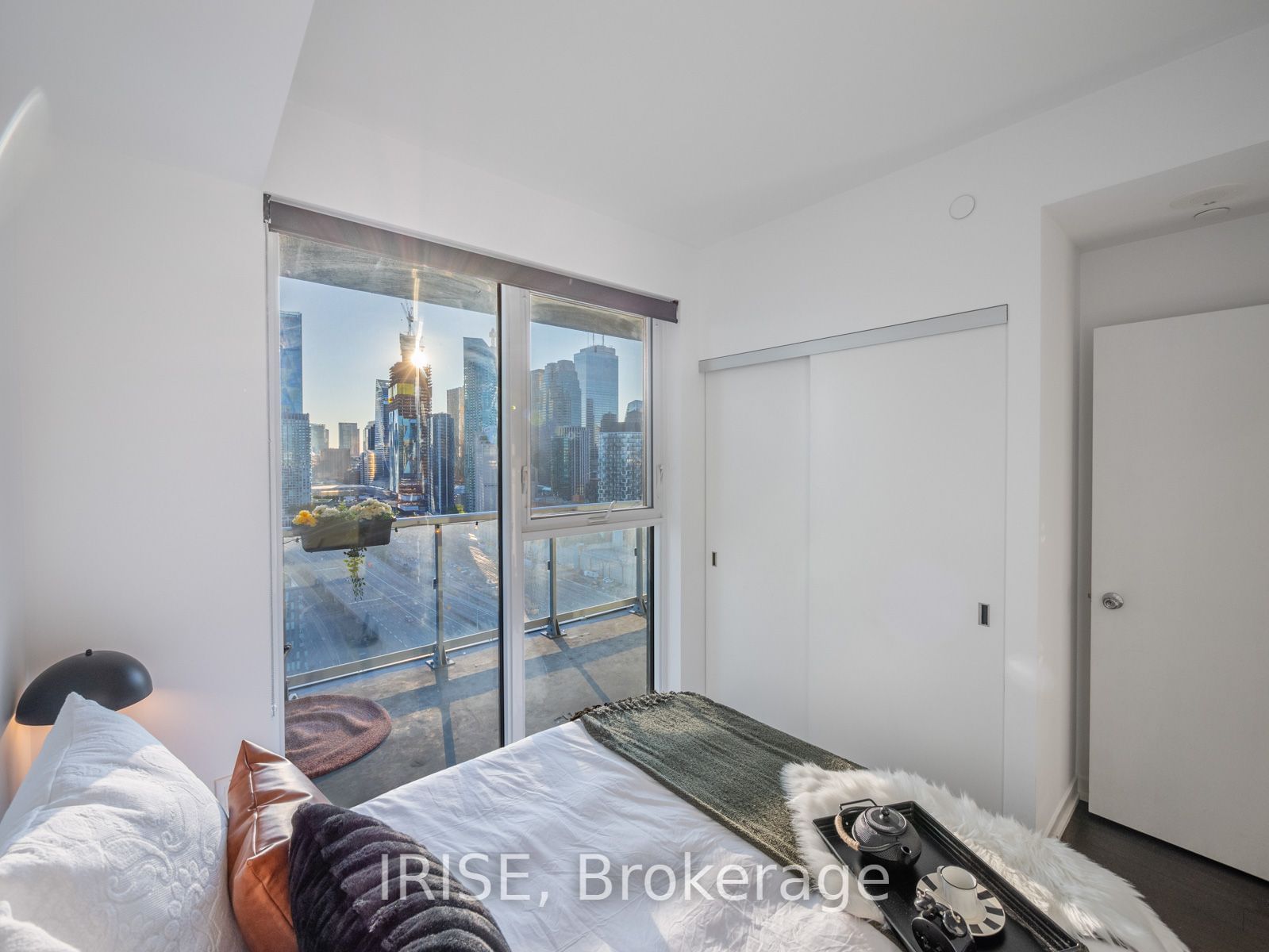 20 Richardson St, unit 2207 for sale - image #30